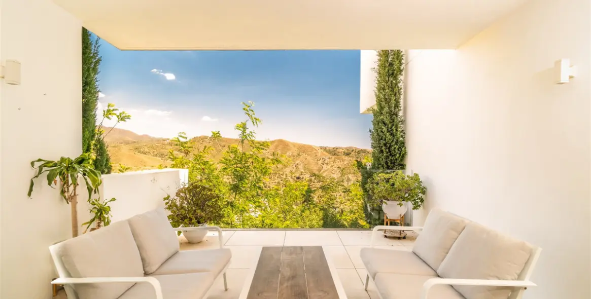 Long-term rent of middle floor apartment in Ojén 5