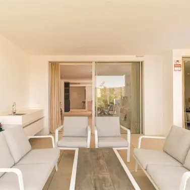 Long-term rent of middle floor apartment in Ojén