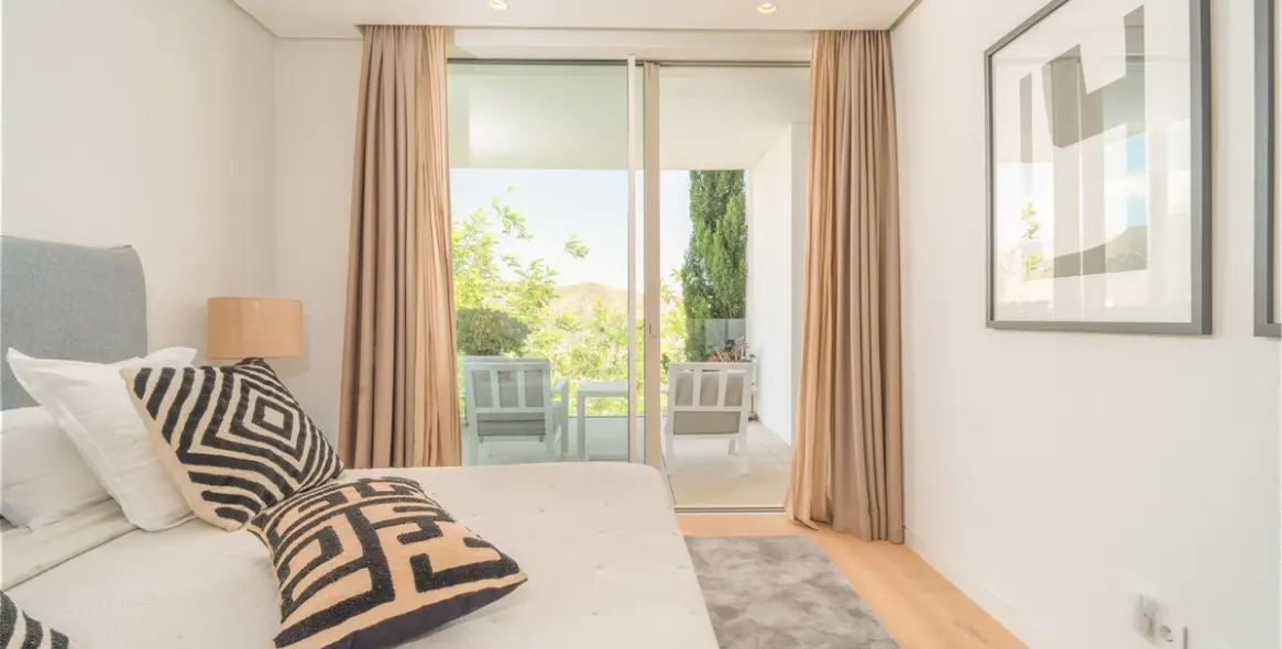 Long-term rent of middle floor apartment in Ojén 10