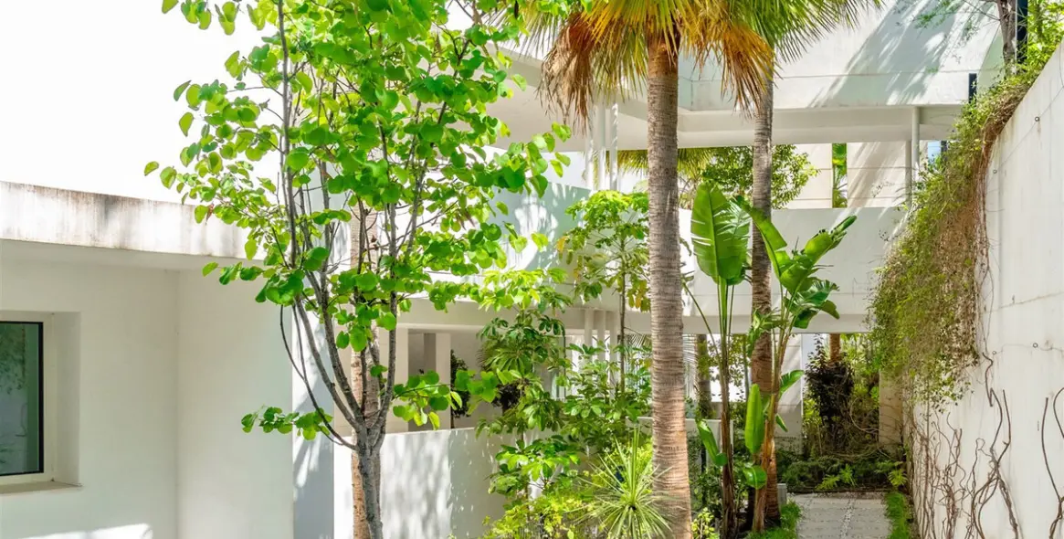 Long-term rent of middle floor apartment in Ojén 23