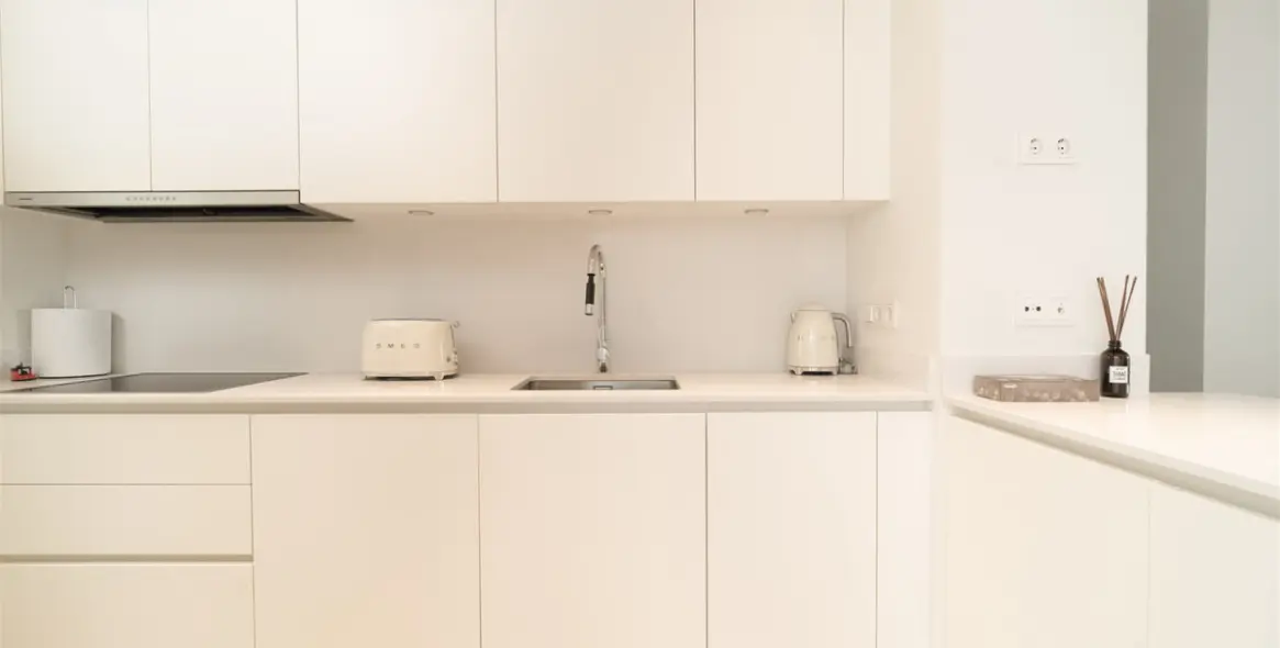 Long-term rent of middle floor apartment in Ojén 80