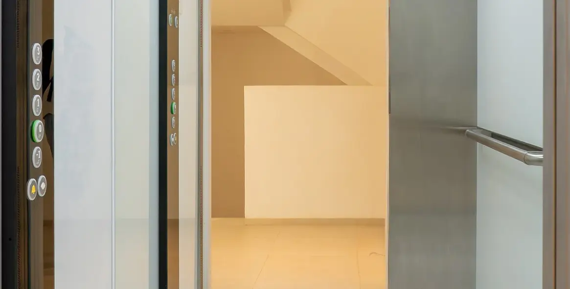 Long-term rent of middle floor apartment in Ojén 83