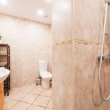 Short-term rent of detached villa in Elviria