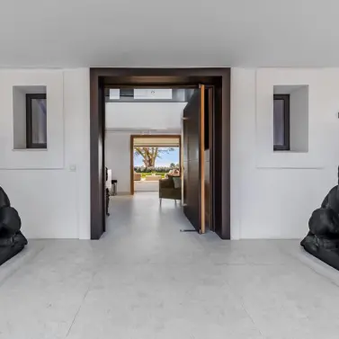 Short-term rent of detached villa in Estepona