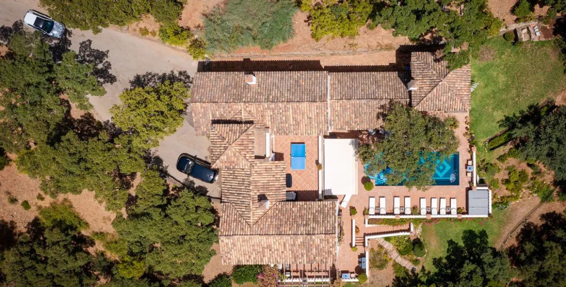 Long-term rent of detached villa in Benahavís 3