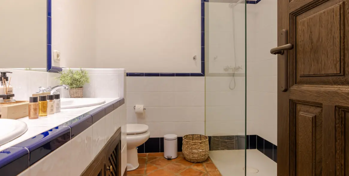 Long-term rent of detached villa in Benahavís 11