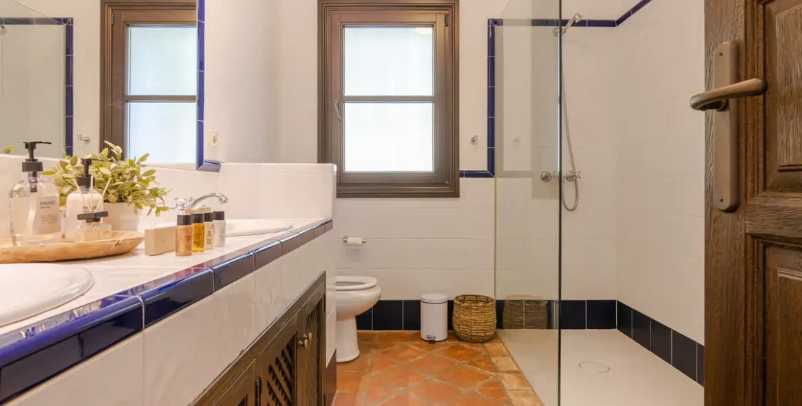 Long-term rent of detached villa in Benahavís 13