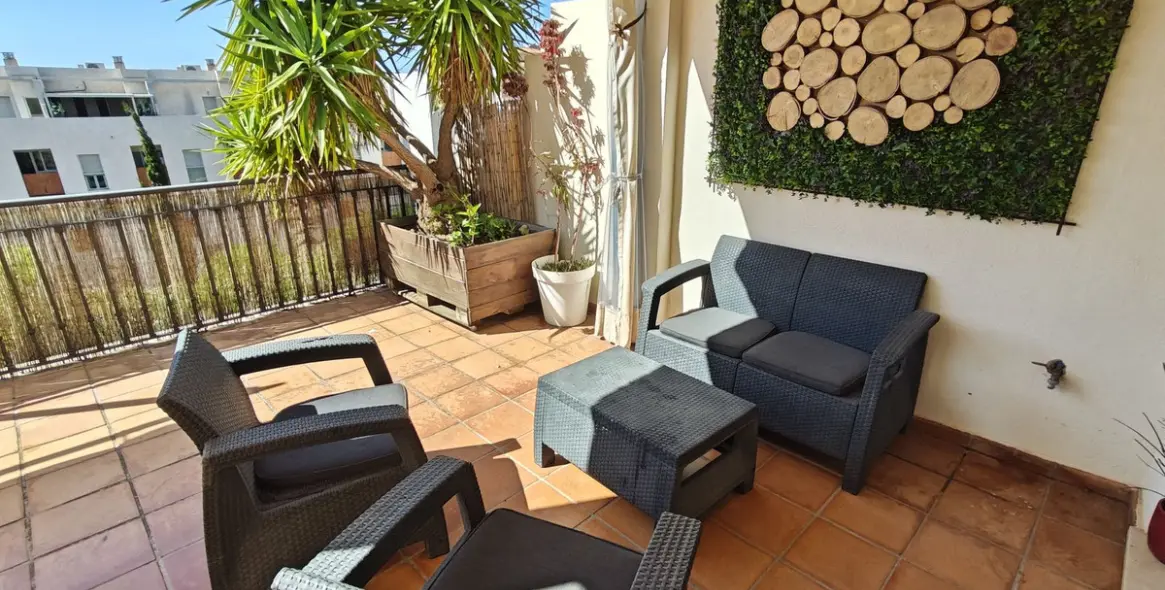 Продажа апартаментов на первом этаже в Mijas Costa 10