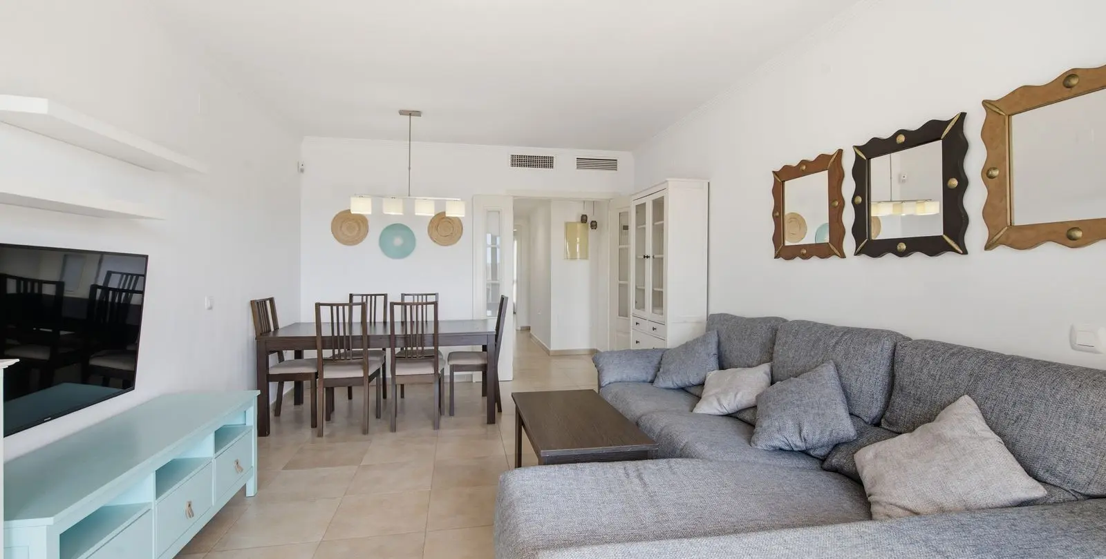 Продажа апартаментов на первом этаже в Mijas Costa 3