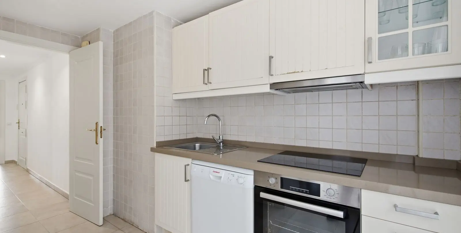 Продажа апартаментов на первом этаже в Mijas Costa 8