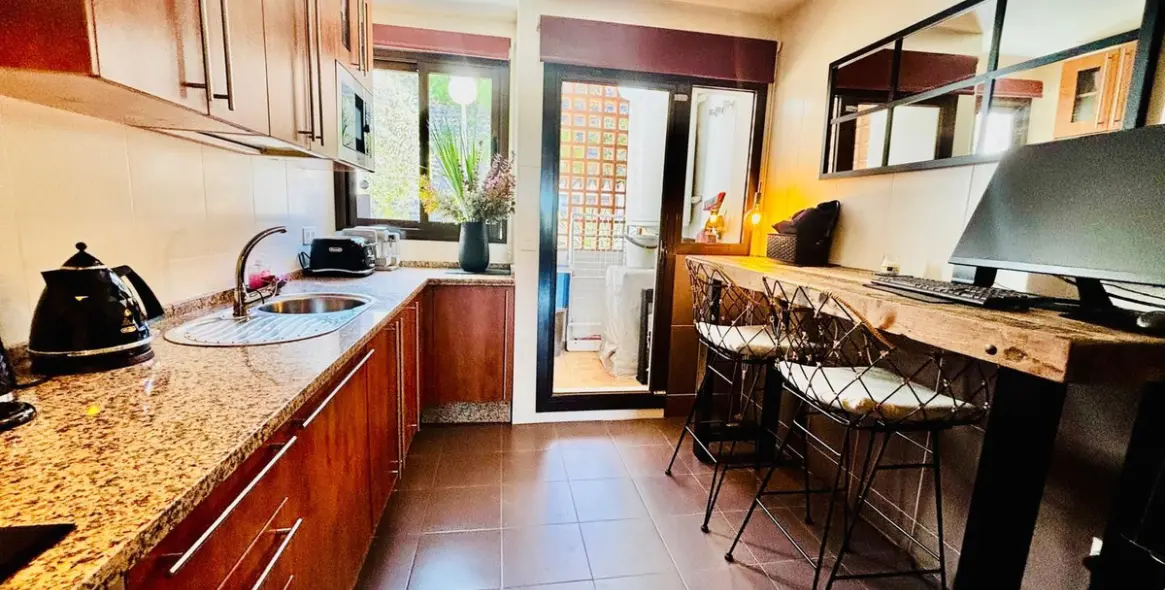 Venta de apartamento en planta baja en Casares 6