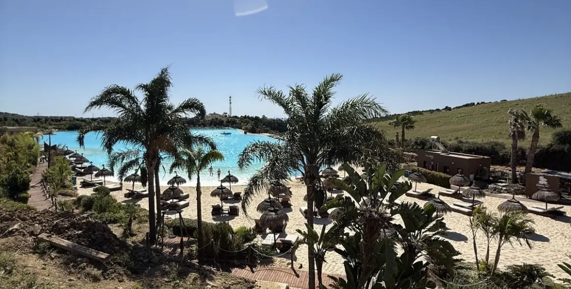 Sale of middle floor apartment in Estepona 13