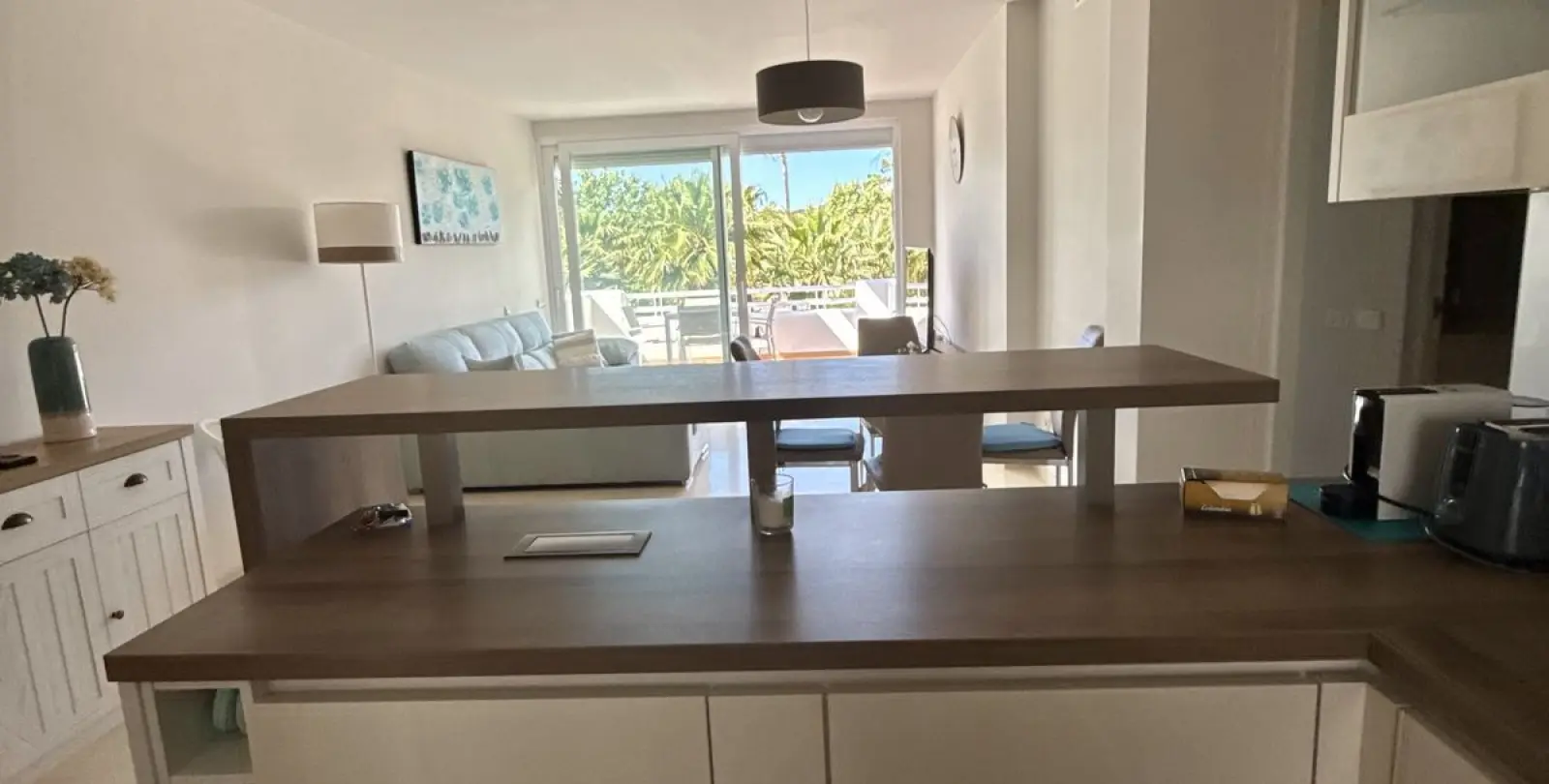 Venta de apartamento en planta media en Estepona 9