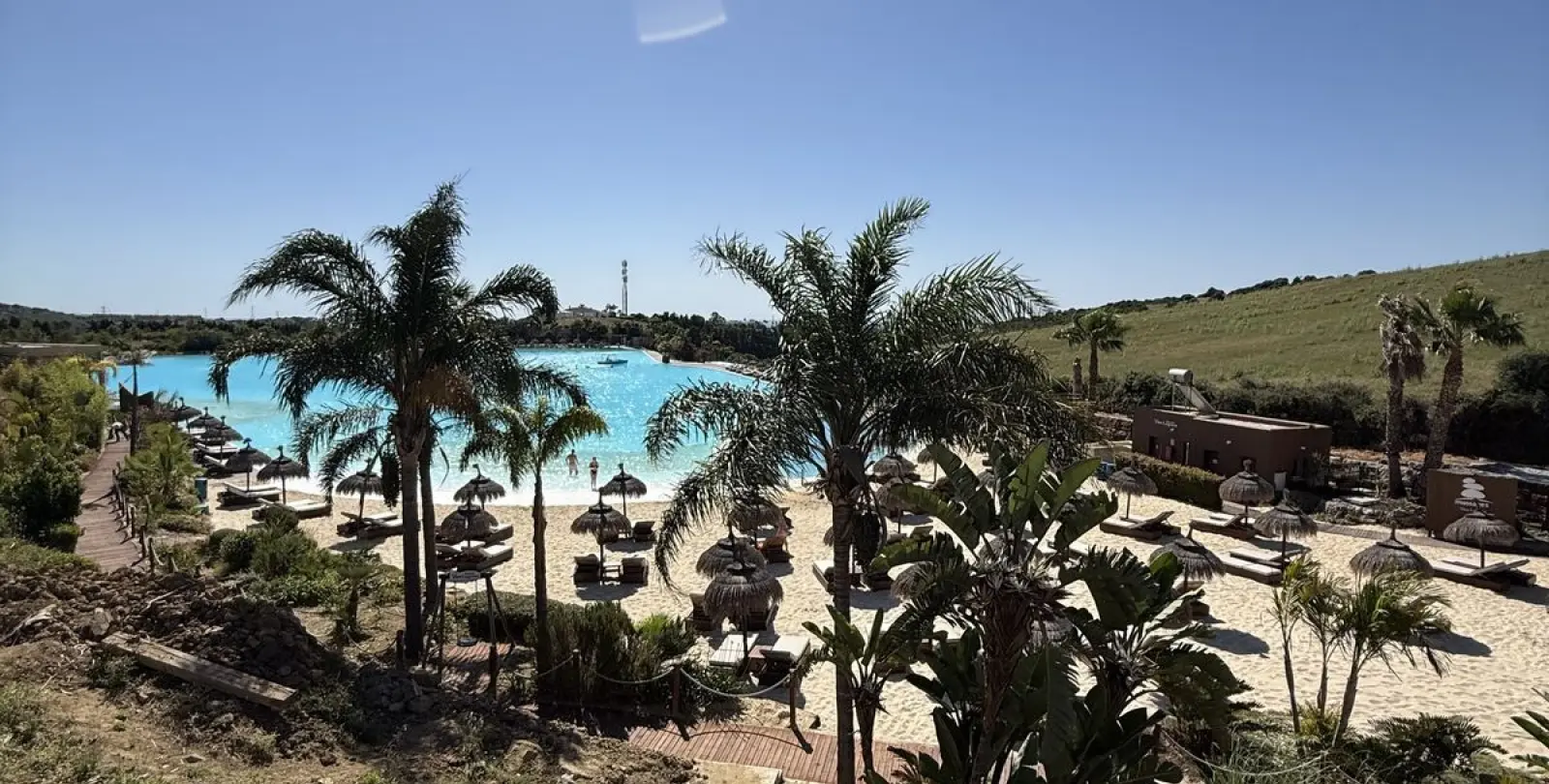 Venta de apartamento en planta media en Estepona 13