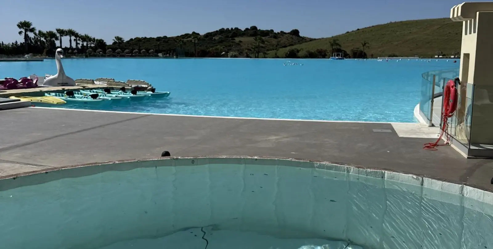 Venta de apartamento en planta media en Estepona 31