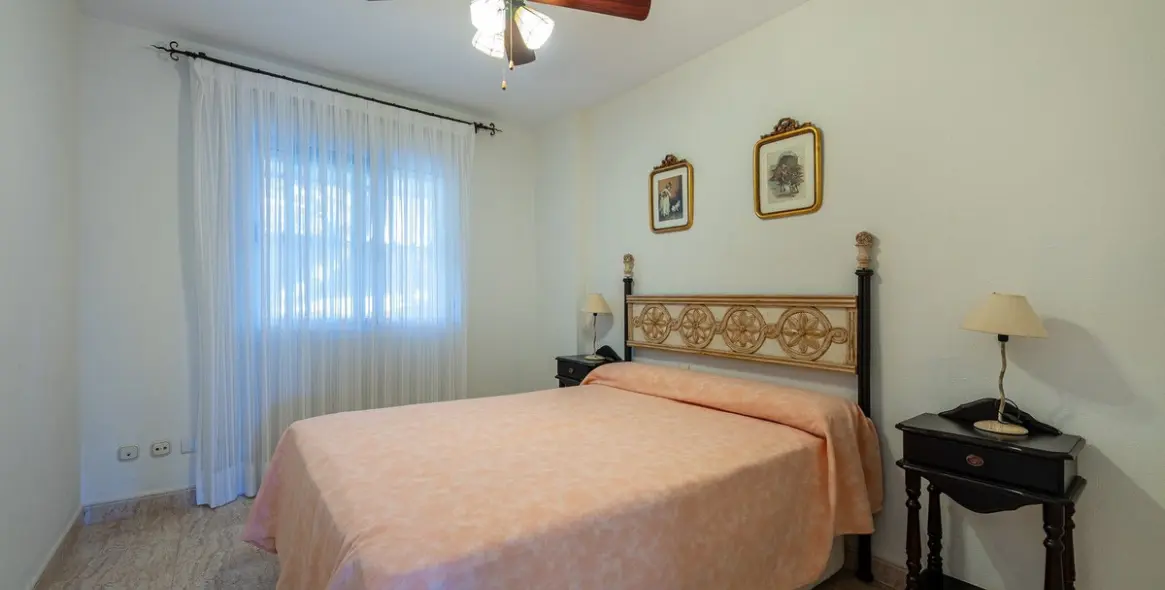 Продажа апартаментов на среднем этаже в Benalmadena Costa 15