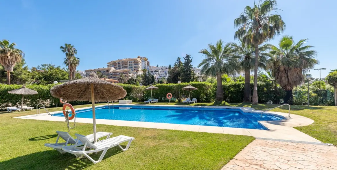 Продажа апартаментов на среднем этаже в Benalmadena Costa 20