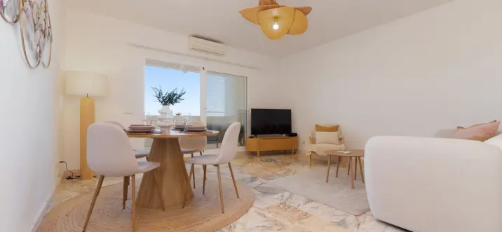 Sale of middle floor apartment in La Cala de Mijas 3