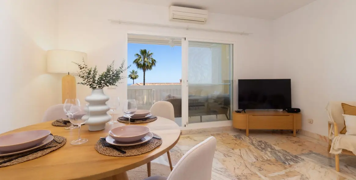 Sale of middle floor apartment in La Cala de Mijas 5