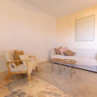 Sale of middle floor apartment in La Cala de Mijas