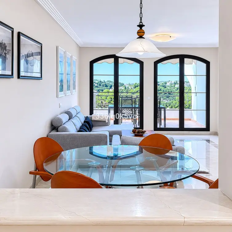 Sale of middle floor apartment in Los Arqueros
