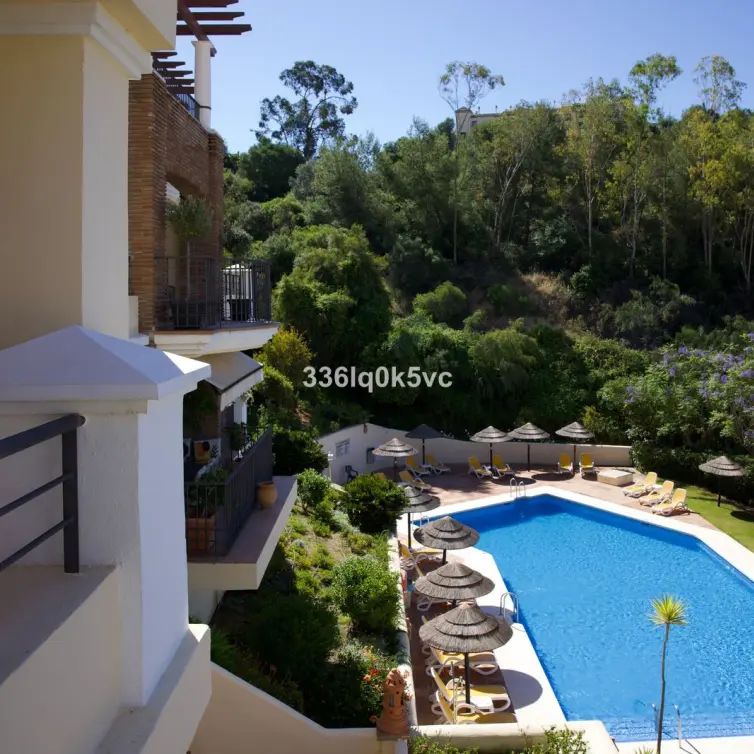 Sale of middle floor apartment in Los Arqueros