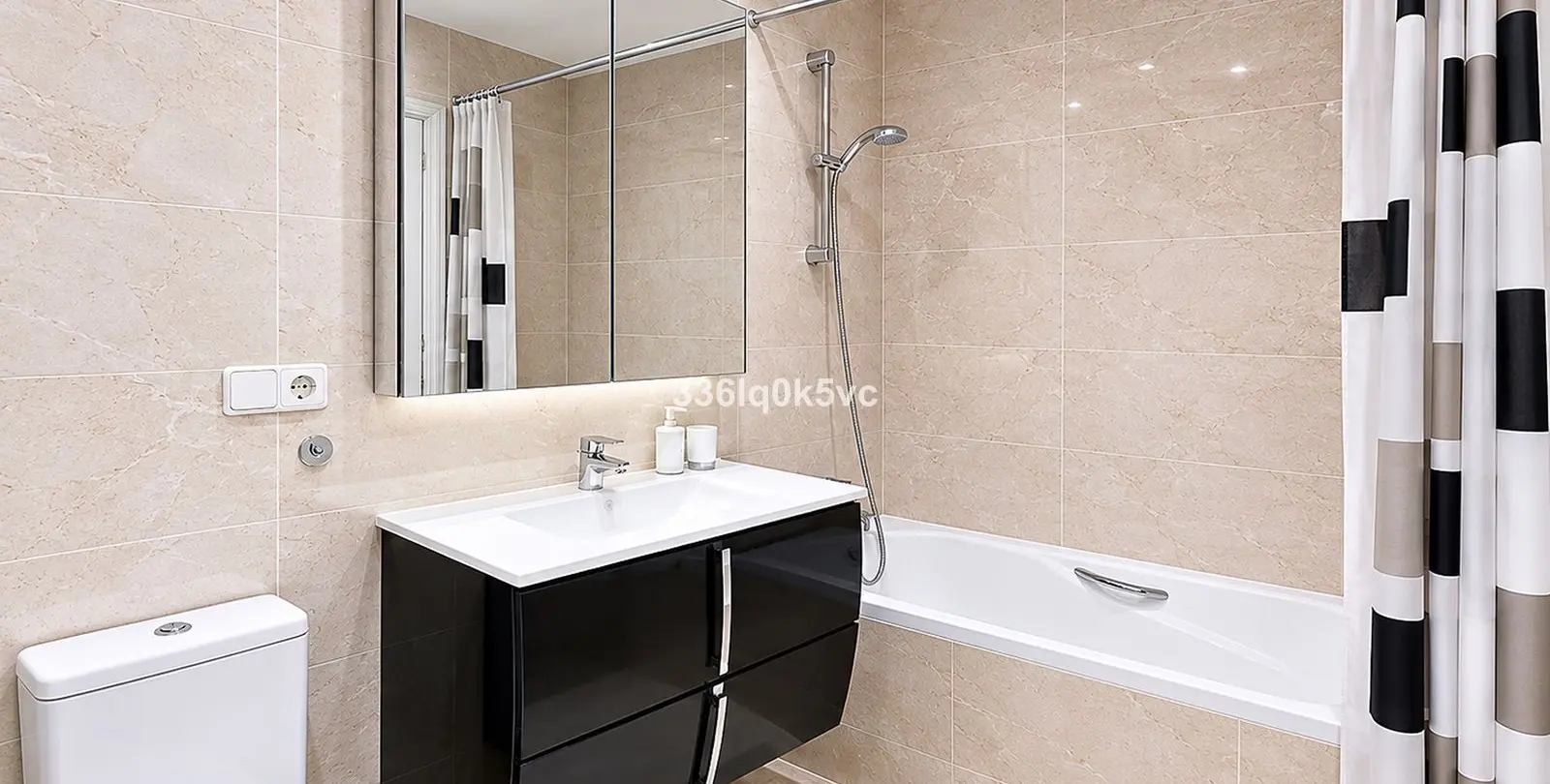 Sale of middle floor apartment in Los Arqueros 9