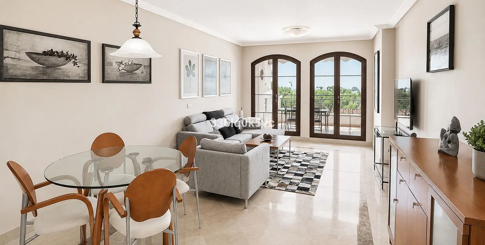 Sale of middle floor apartment in Los Arqueros 19