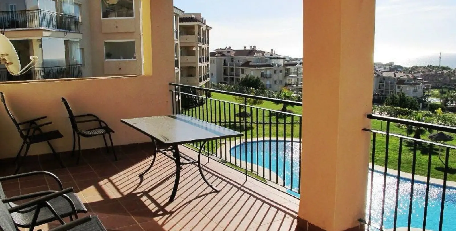 Продажа апартаментов на среднем этаже в Mijas Costa 1