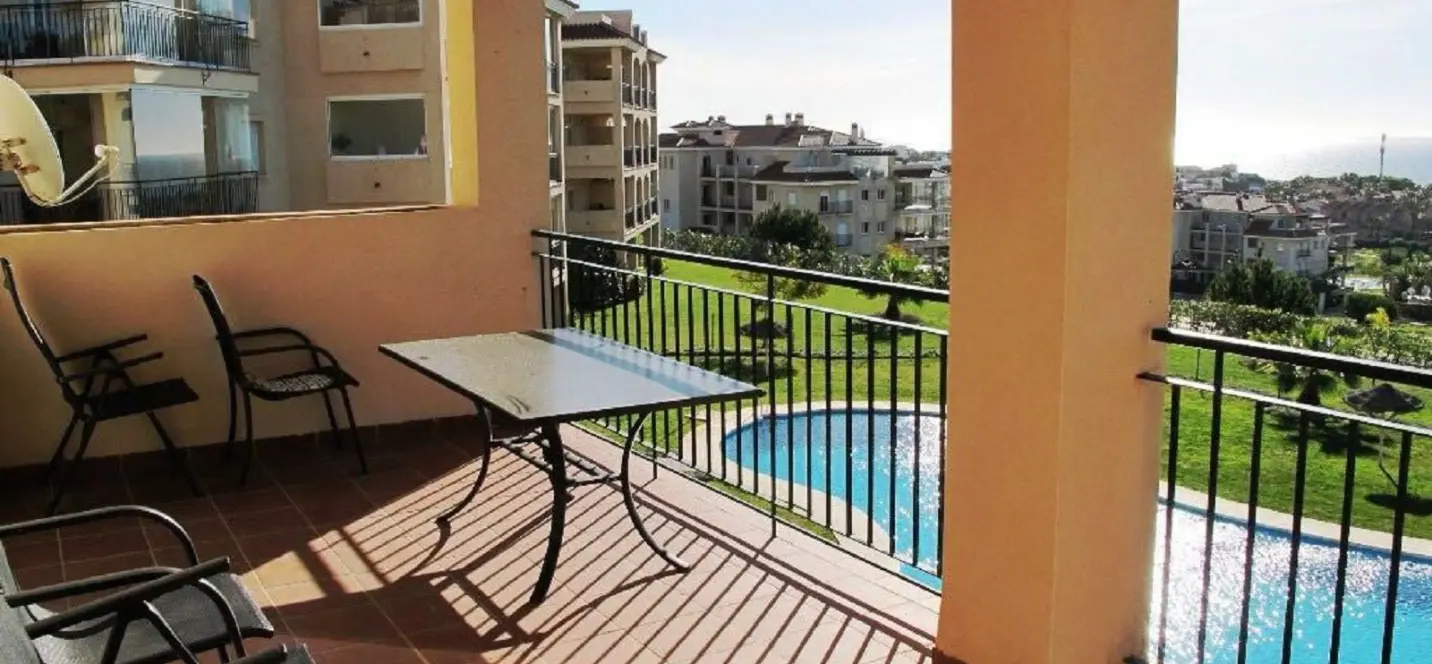 Sale of middle floor apartment in Mijas Costa 0