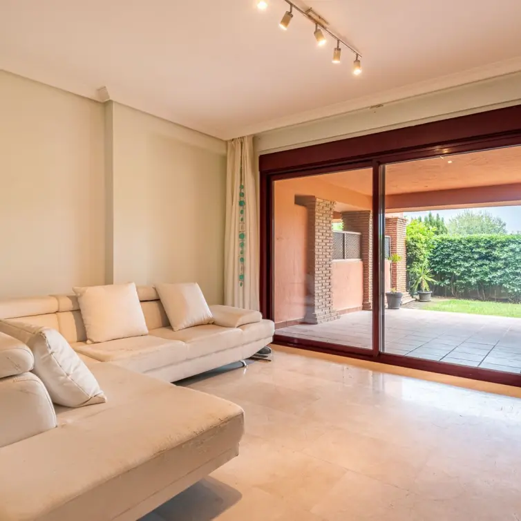 Venta de apartamento en planta baja en Casares