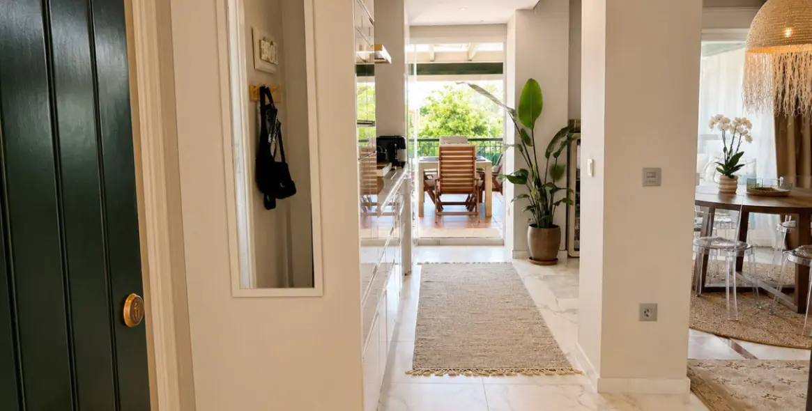 Sale of penthouse in Nueva Andalucía 2