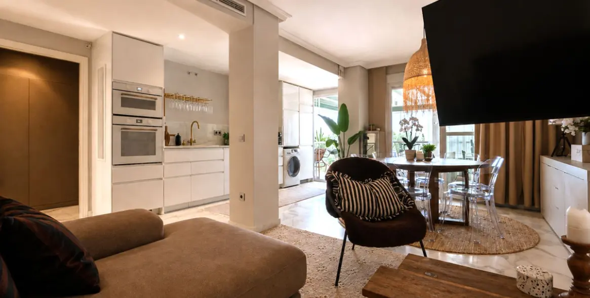 Sale of penthouse in Nueva Andalucía 5