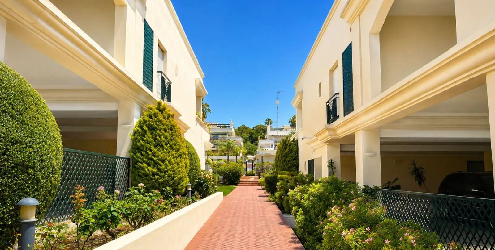 Продажа пентхауса в Nueva Andalucía 15