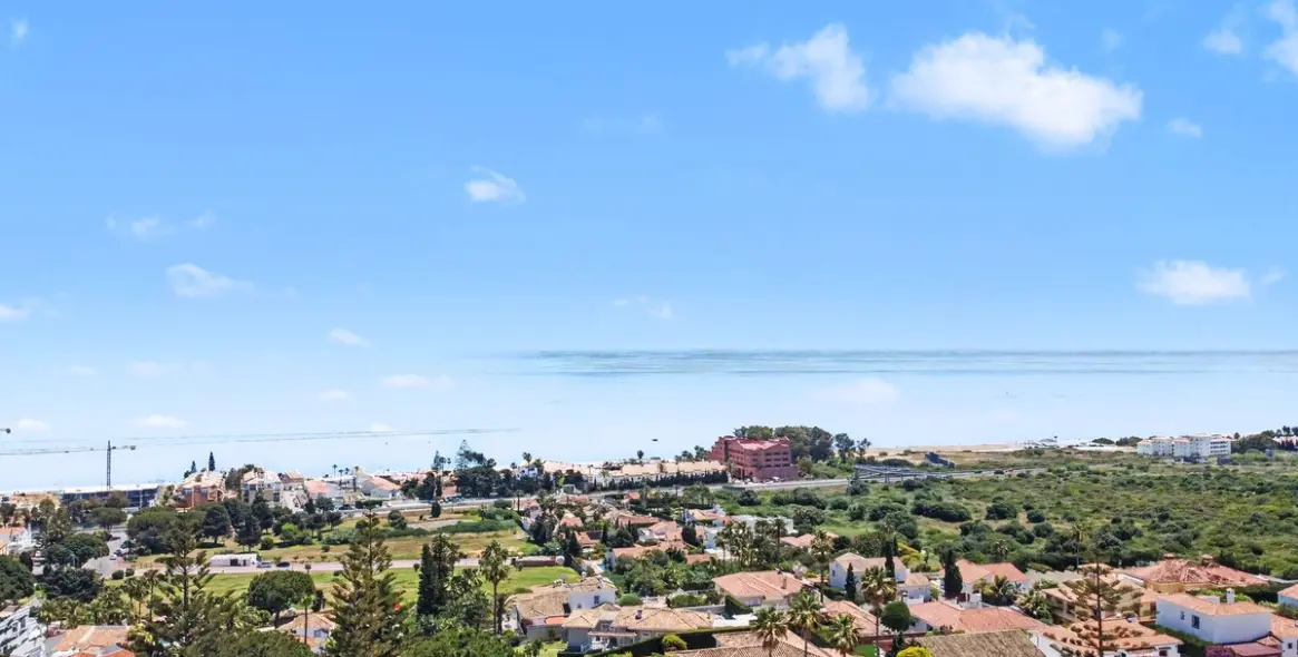 Sale of detached villa in Manilva 6