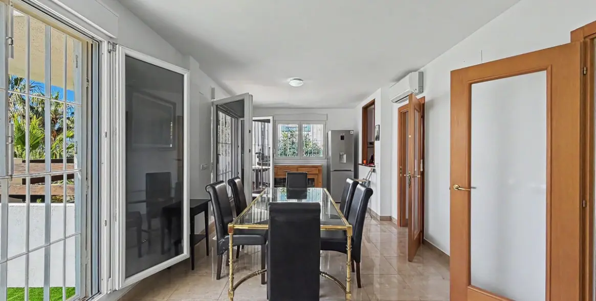 Sale of detached villa in Manilva 17