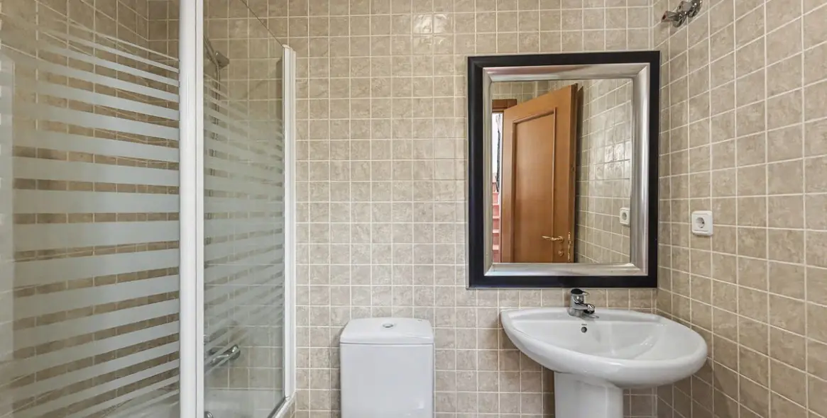 Sale of detached villa in Manilva 34