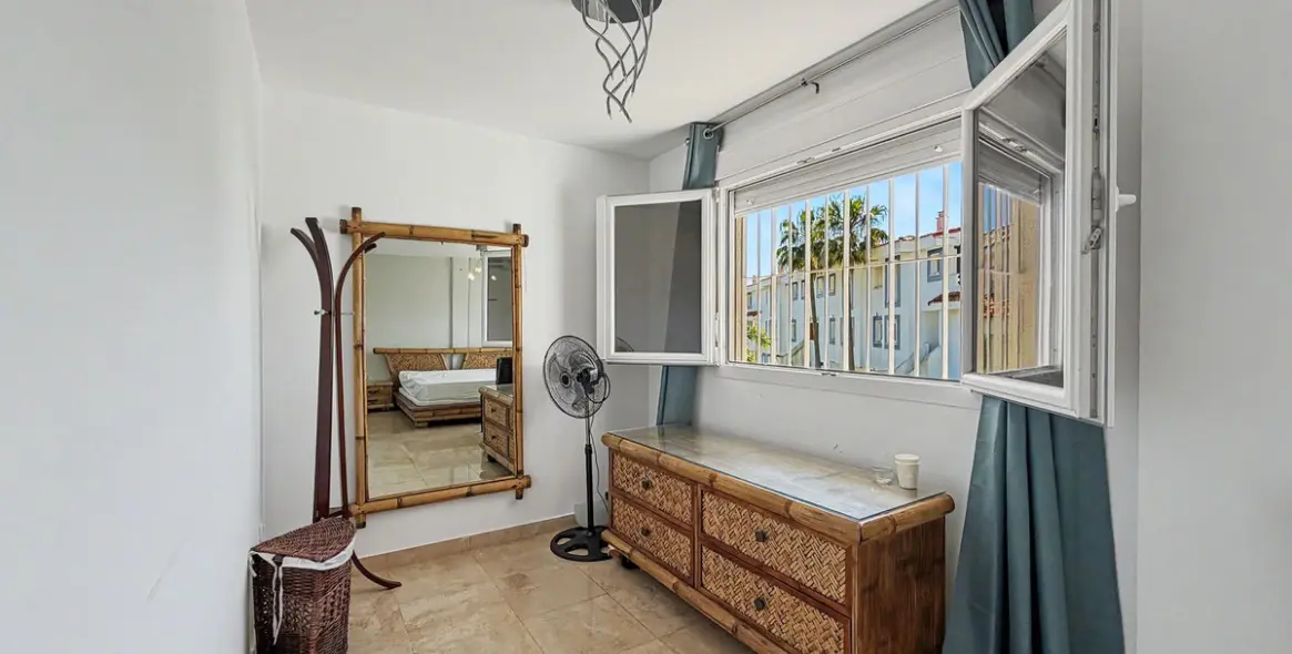 Sale of detached villa in Manilva 42
