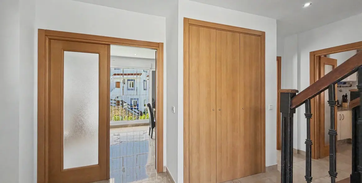 Sale of detached villa in Manilva 44