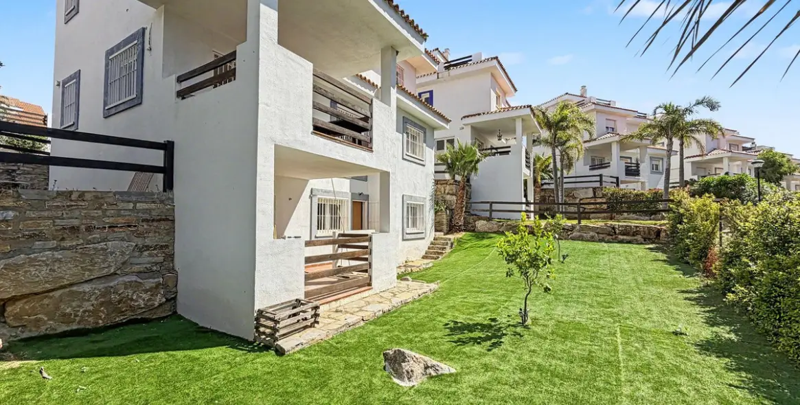 Sale of detached villa in Manilva 66