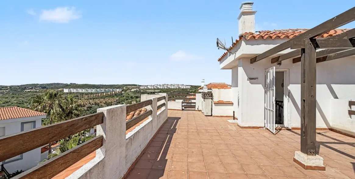 Sale of detached villa in Manilva 76