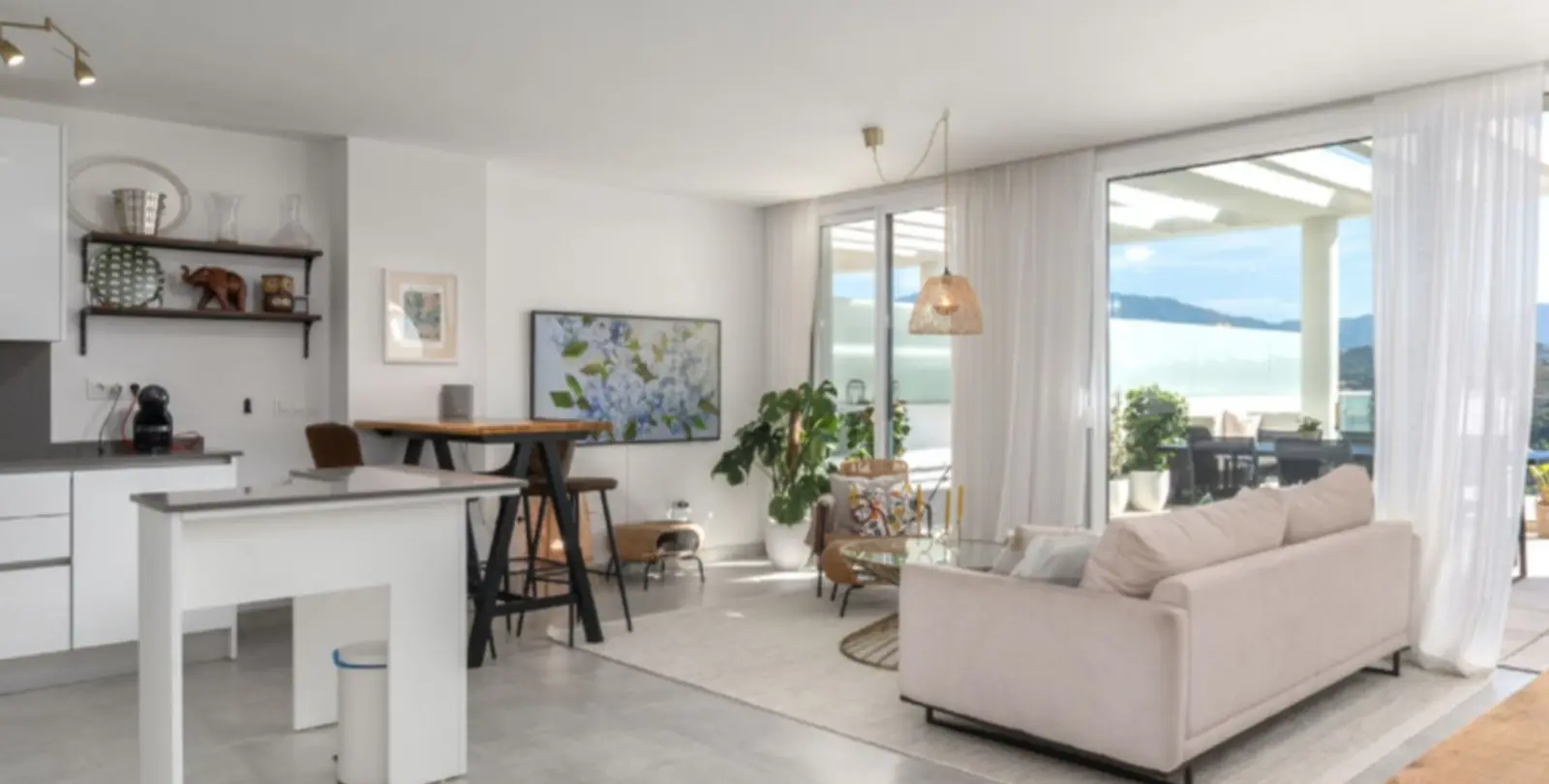 Sale of middle floor apartment in La Cala 7