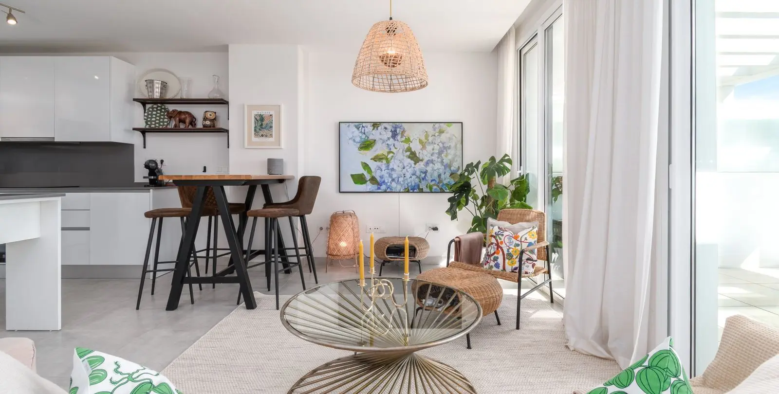 Sale of middle floor apartment in La Cala 13