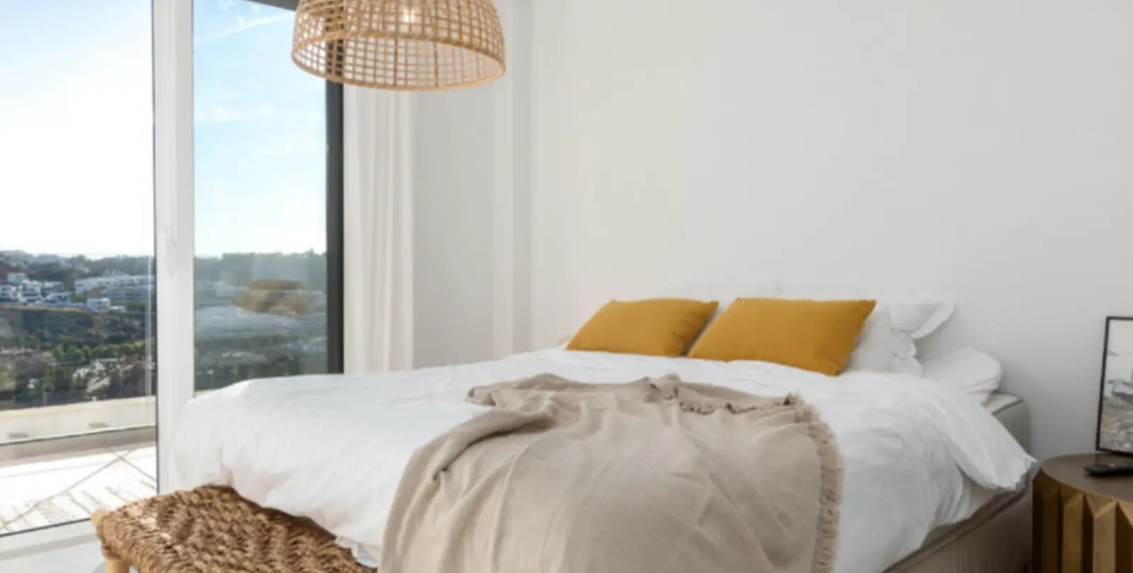Sale of middle floor apartment in La Cala 19