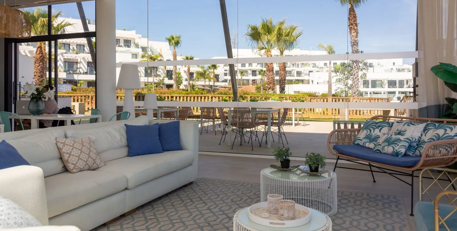 Sale of middle floor apartment in La Cala 36