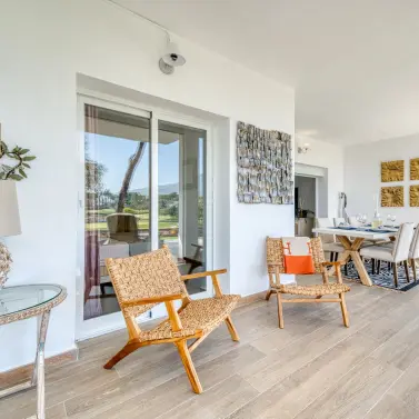 Sale of ground floor apartment in Aloha
