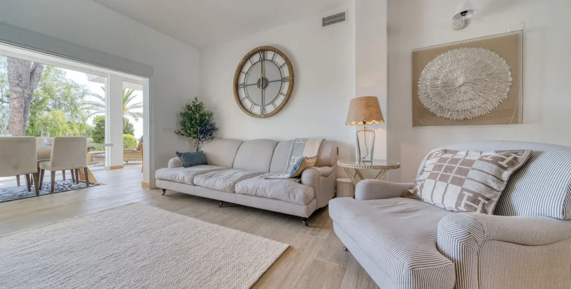 Sale of ground floor apartment in Aloha 31
