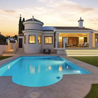 Venta de villa independiente en El Chaparral