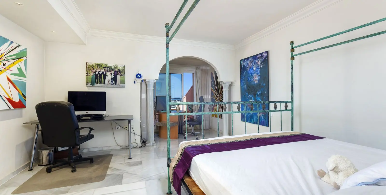 Sale of middle floor apartment in Nueva Andalucía 18
