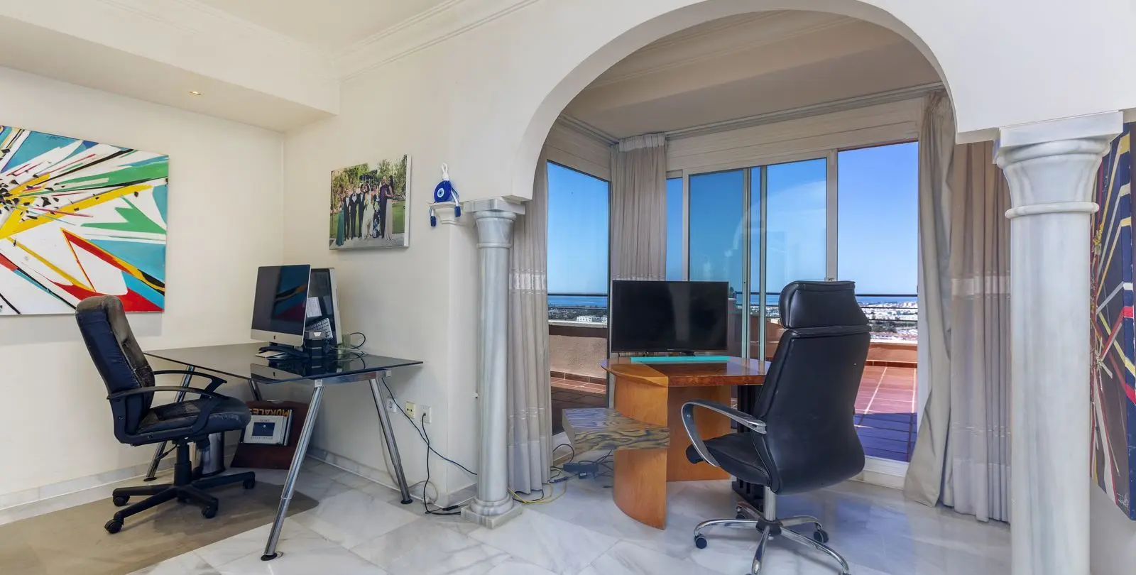 Sale of middle floor apartment in Nueva Andalucía 19